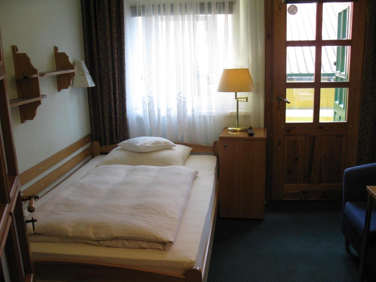 Hotel Alga 乌斯特卡 外观 照片