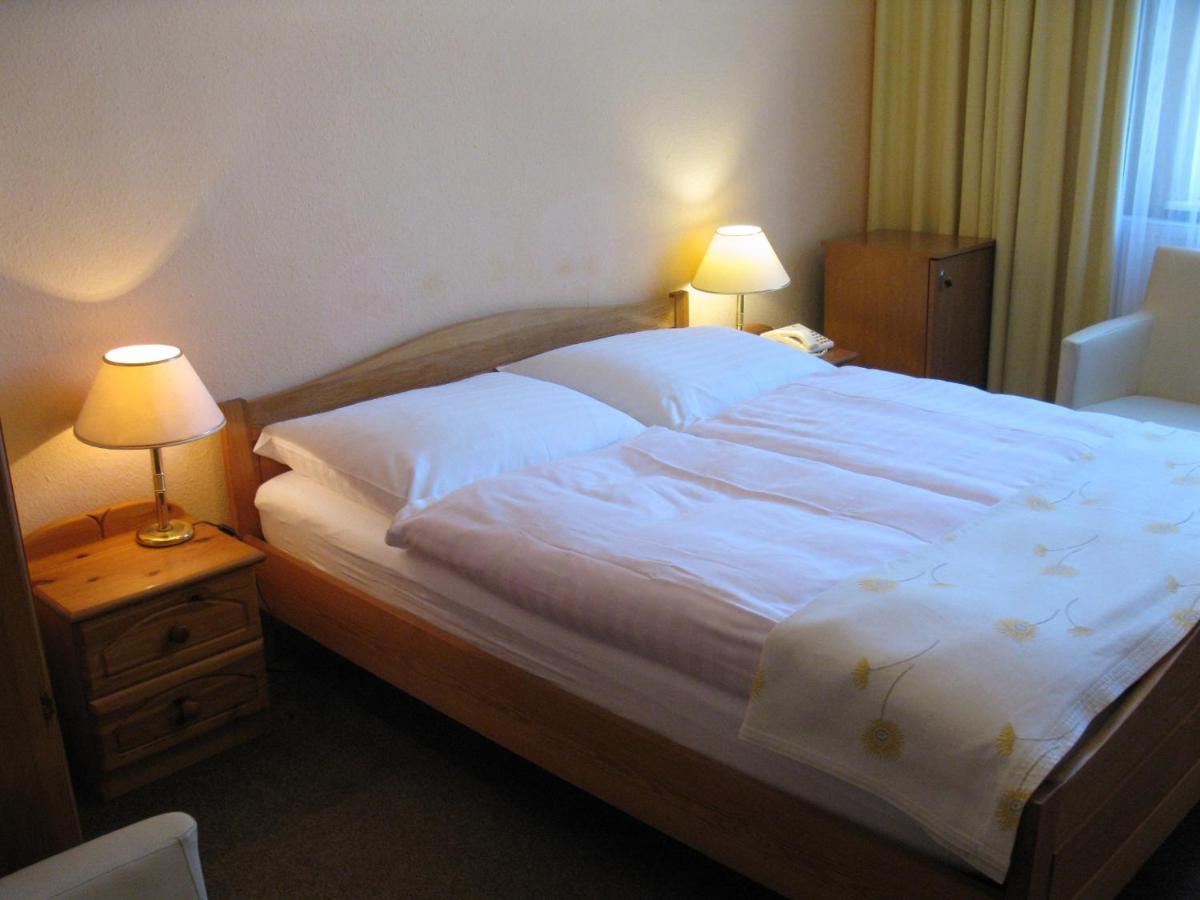Hotel Alga 乌斯特卡 外观 照片